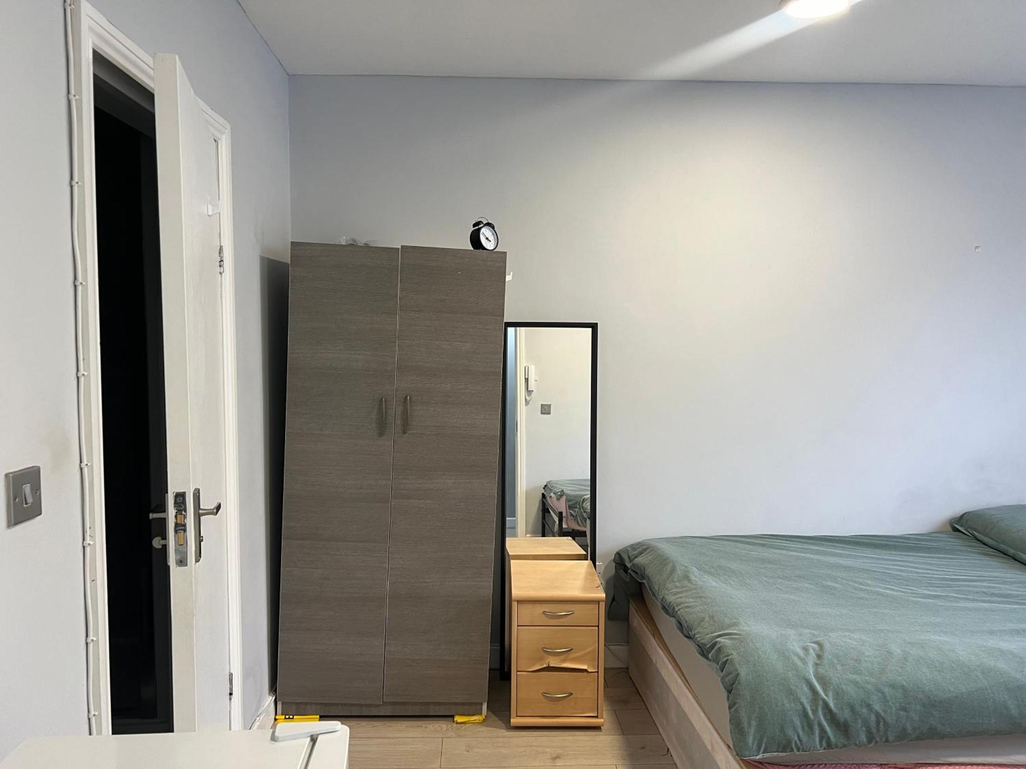 Sterne Street 4 Person Room London Bagian luar foto